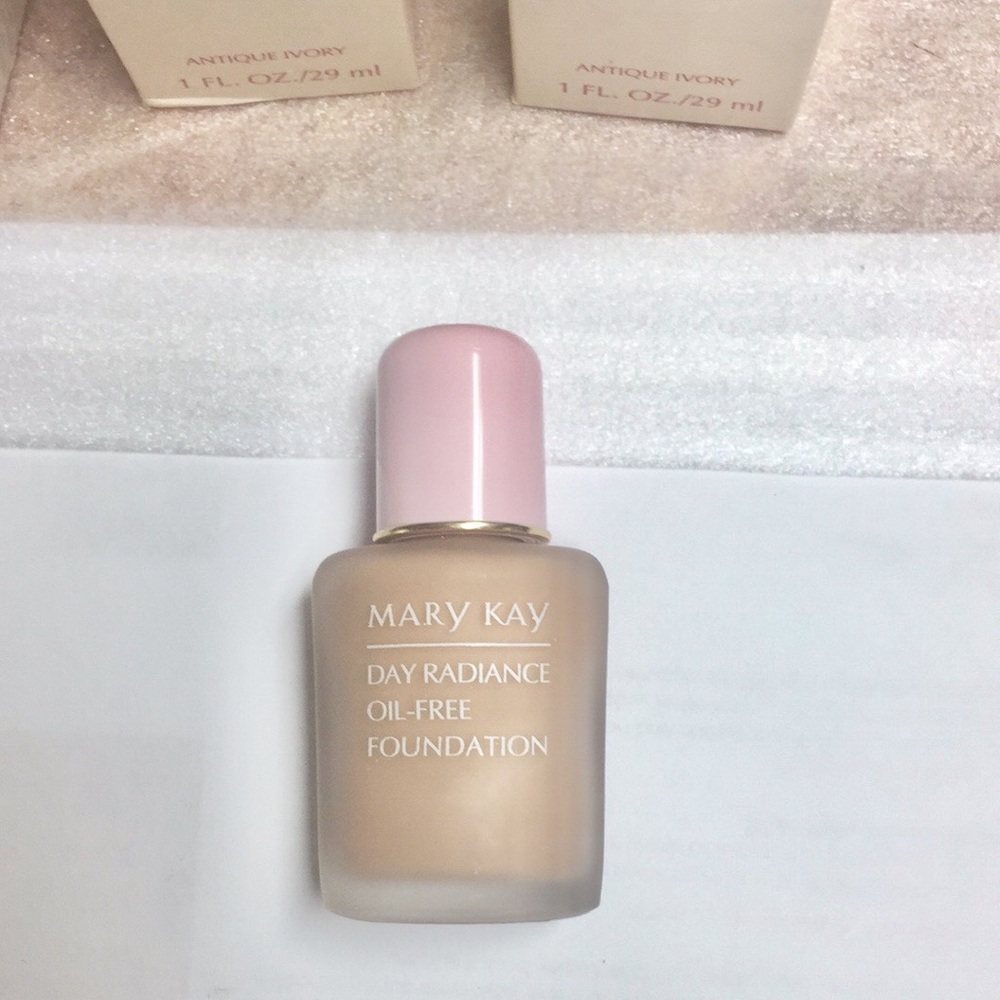 MARY KAY